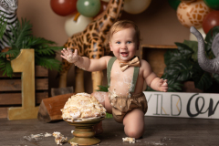 cake smash session included in baby steps program